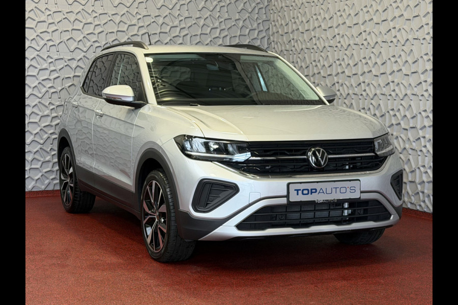 Volkswagen T-Cross 2.056KM! 116PK (18'' R-LINE LMV) AFN.TREKHAAK CAMERA VIR.COCKPIT STOELVERW. ADAP.CRUISE LMV CARPLAY 2025 "Volkswagen rijden begint bij Topautos.nl – 75 topmodellen direct op voorraad!"