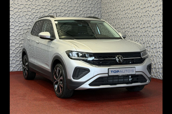 Volkswagen T-Cross 2.056KM! 116PK (18'' R-LINE LMV) AFN.TREKHAAK CAMERA VIR.COCKPIT STOELVERW. ADAP.CRUISE LMV CARPLAY 2025 "Volkswagen rijden begint bij Topautos.nl – 75 topmodellen direct op voorraad!"