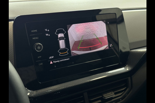 Volkswagen T-Cross 2.056KM! 116PK (18'' R-LINE LMV) AFN.TREKHAAK CAMERA VIR.COCKPIT STOELVERW. ADAP.CRUISE LMV CARPLAY 2025 "Volkswagen rijden begint bij Topautos.nl – 75 topmodellen direct op voorraad!"