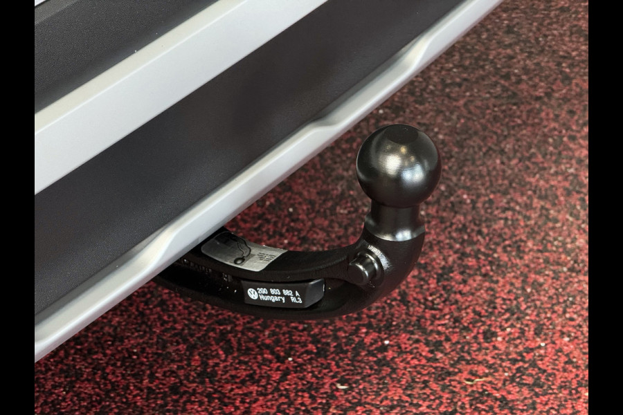 Volkswagen T-Cross 2.056KM! 116PK (18'' R-LINE LMV) AFN.TREKHAAK CAMERA VIR.COCKPIT STOELVERW. ADAP.CRUISE LMV CARPLAY 2025 "Volkswagen rijden begint bij Topautos.nl – 75 topmodellen direct op voorraad!"