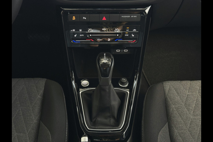 Volkswagen T-Cross 2.056KM! 116PK (18'' R-LINE LMV) AFN.TREKHAAK CAMERA VIR.COCKPIT STOELVERW. ADAP.CRUISE LMV CARPLAY 2025 "Volkswagen rijden begint bij Topautos.nl – 75 topmodellen direct op voorraad!"