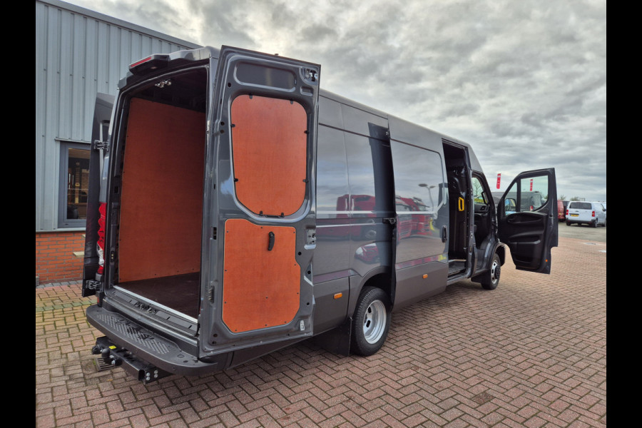 Iveco Daily 35C18HV 3.0 180PK 410L H2 Automaat Betimmering laadruimte nr. v129 | Dubbel lucht | Airco | Navi | Camera | Trekhaak 3500kg