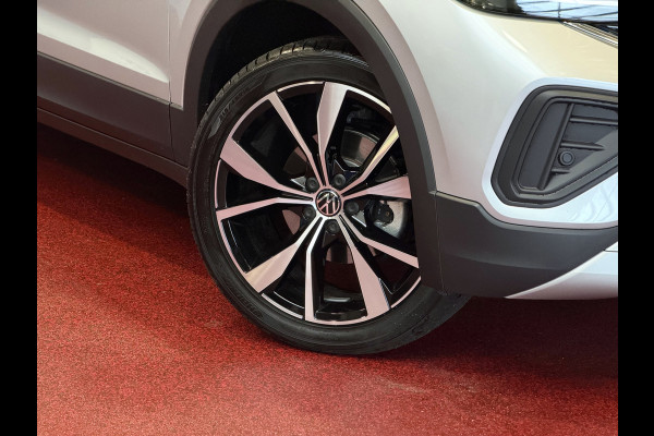 Volkswagen T-Cross 2.056KM! 116PK (18'' R-LINE LMV) AFN.TREKHAAK CAMERA VIR.COCKPIT STOELVERW. ADAP.CRUISE LMV CARPLAY 2025 "Volkswagen rijden begint bij Topautos.nl – 75 topmodellen direct op voorraad!"