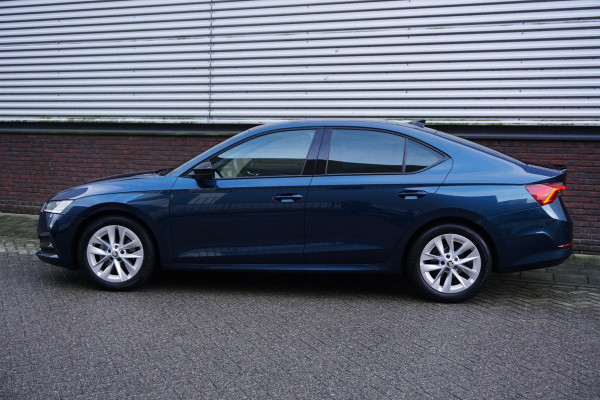 Škoda Octavia 1.0 TSI Sport Business/Trekhaak/17Inch.LMV/ Digitaal Dashboard.