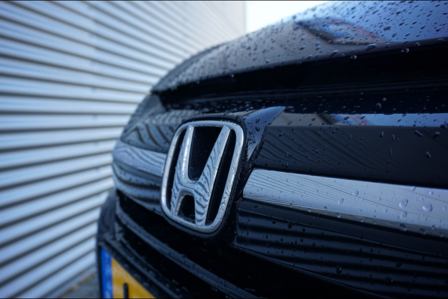 Honda HR-V 1.5 i-VTEC Executive TREKHAAK | PANO | NAVI