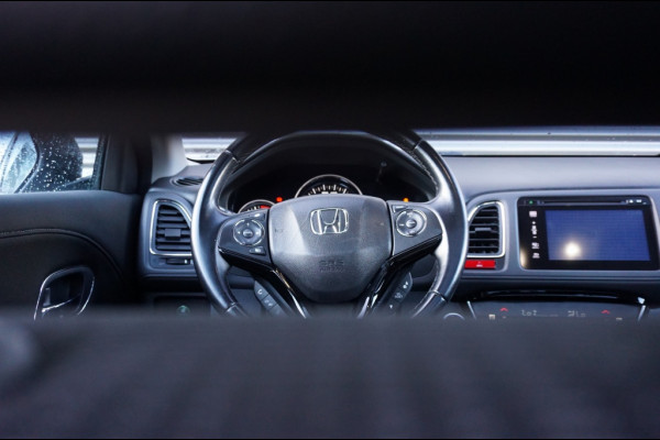 Honda HR-V 1.5 i-VTEC Executive TREKHAAK | PANO | NAVI