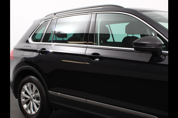 Volkswagen Tiguan 1.5 TSI 150pk DSG Comfortline | Navigatie | Apple Carplay/Android Auto | Climate Control | Electrische achterklep | Digitale Cockpit