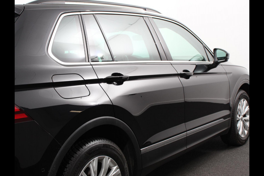 Volkswagen Tiguan 1.5 TSI 150pk DSG Comfortline | Navigatie | Apple Carplay/Android Auto | Climate Control | Electrische achterklep | Digitale Cockpit