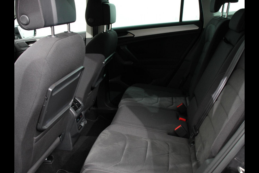 Volkswagen Tiguan 1.5 TSI 150pk DSG Comfortline | Navigatie | Apple Carplay/Android Auto | Climate Control | Electrische achterklep | Digitale Cockpit