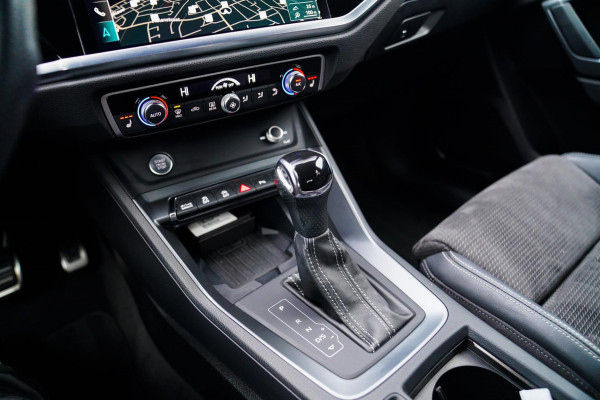 Audi Q3 35 TFSI S Line Pro Line S | 360 Camera | Adaptief Cruise | Voorverwarminginstallatie