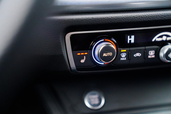 Audi Q3 35 TFSI S Line Pro Line S | 360 Camera | Adaptief Cruise | Voorverwarminginstallatie