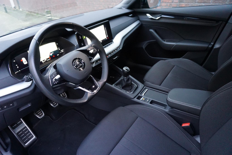 Škoda Octavia 1.0 TSI Sport Business/Trekhaak/17Inch.LMV/ Digitaal Dashboard.