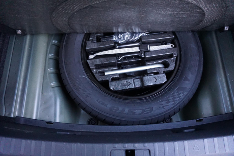 Škoda Octavia 1.0 TSI Sport Business/Trekhaak/17Inch.LMV/ Digitaal Dashboard.