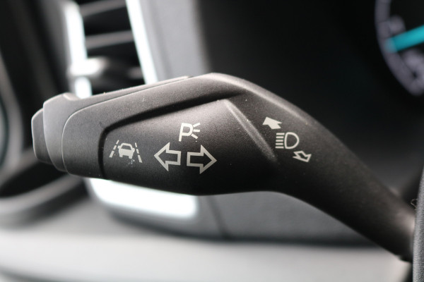 Ford Transit Custom 2.0 TDci L2 H1 Limited DC Automaat Leer