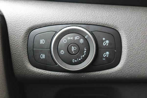 Ford Transit Custom 2.0 TDci L2 H1 Limited DC Automaat Leer