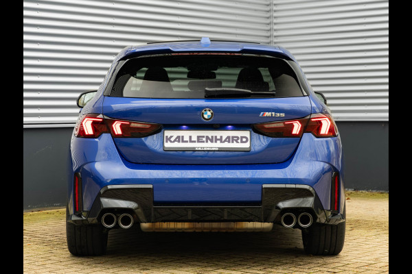 BMW 1-serie M135 xDrive - Pano - Memoryzetels - ACC - Stuurwiel Verwarmd - Head-up