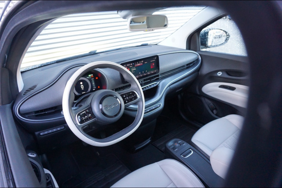 Fiat 500E La Prima 42 kWh CABRIOLET | MEEST LUXE | WINTERPACK