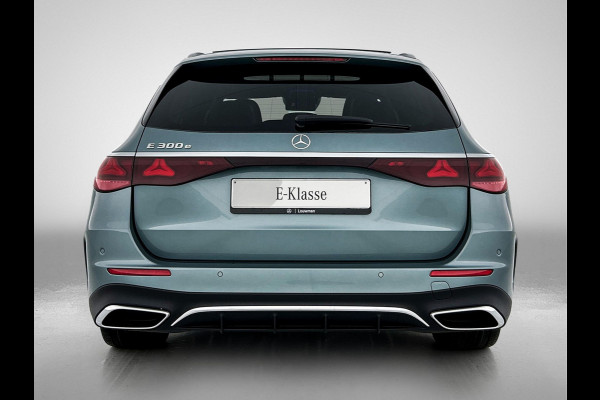 Mercedes-Benz E-Klasse Estate 300 e Sport Edition | Premium pakket | Winter pakket | MBUX Superscreen | Leder pakket | Trekhaak | Rijassistentiepakket Plus | 360°-camera | Stoelventilatie voor | DIGITAL Light |