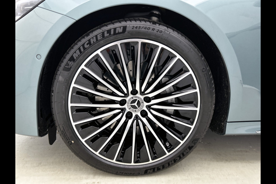 Mercedes-Benz E-Klasse Estate 300 e Sport Edition | Premium pakket | Winter pakket | MBUX Superscreen | Leder pakket | Trekhaak | Rijassistentiepakket Plus | 360°-camera | Stoelventilatie voor | DIGITAL Light |