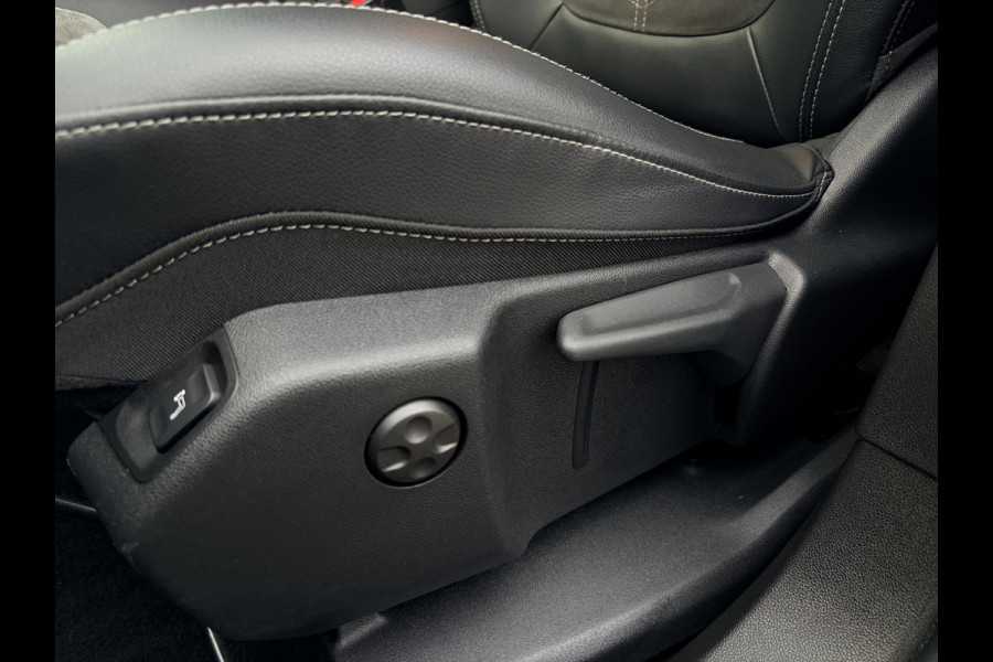 Opel Grandland 1.6 Turbo Plug-In Hybrid Level 4 Navi Pdc Acc Airco Leder Carplay & Android Auto Stuur & Stoelverw.Dodehoek Virtual