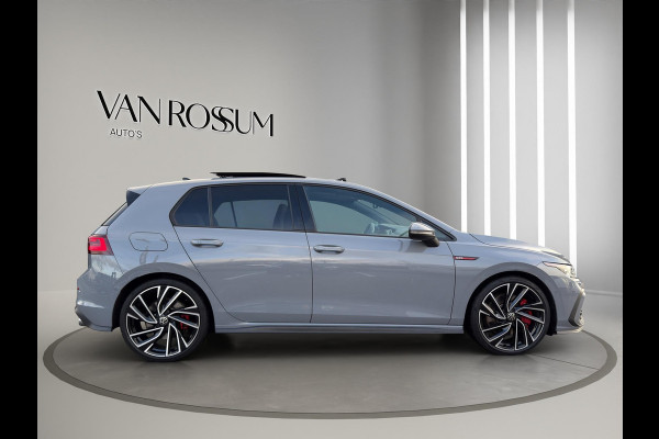 Volkswagen Golf 2.0 TSI GTI Pano Head-Up | 19"Velg | Camera | Vol Leer | Standkachel | Sfeerverl. Matrix-LED-koplamp (IQ.Light) |