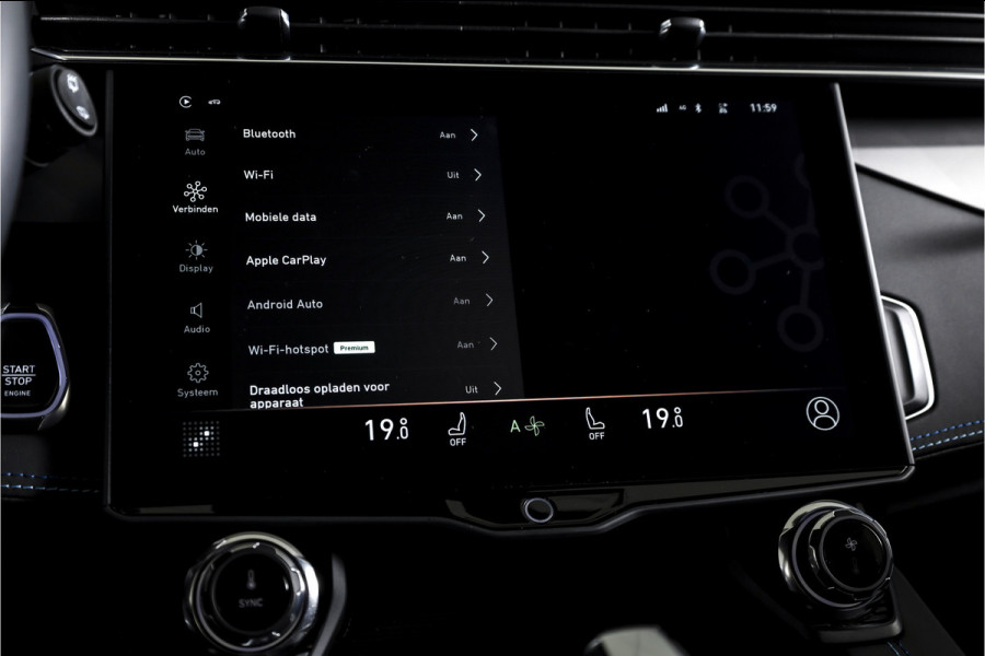 Lynk & Co 01 1.5 PHEV 261PK MY23 | Donkere hemel | 360 Camera | 7.4 kWh boordlader | S/K-panodak | Adapt. Cruise | Memory | Elek. klep | LM 20" | 7435