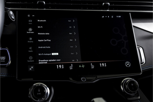 Lynk & Co 01 1.5 PHEV 261PK MY23 | Donkere hemel | 360 Camera | 7.4 kWh boordlader | S/K-panodak | Adapt. Cruise | Memory | Elek. klep | LM 20" | 7435