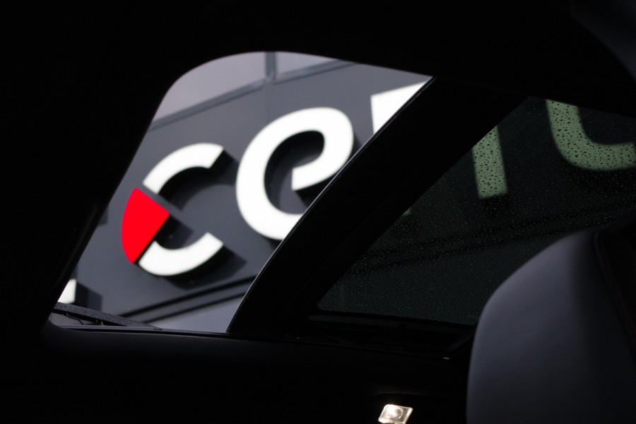 Ford Kuga 2.5 PHEV ST-Line X 225 PK, Panoramadak, Trekhaak, Winterpakket, 360 Camera,