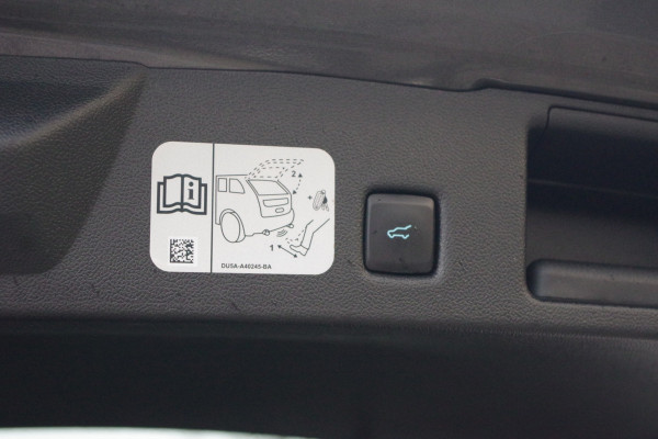Ford Kuga 2.5 PHEV ST-Line X 225 PK, Panoramadak, Trekhaak, Winterpakket, 360 Camera,