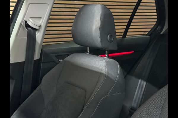 Volkswagen Golf 1.5 eTSI 150pk Style Black Edition | PANO | Camera | Matrix LED | Velours | Ambient | ACC | Carplay | Trekhaak