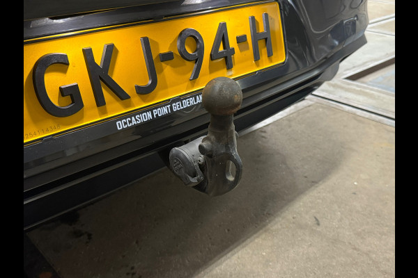 Volkswagen Golf 1.5 eTSI 150pk Style Black Edition | PANO | Camera | Matrix LED | Velours | Ambient | ACC | Carplay | Trekhaak