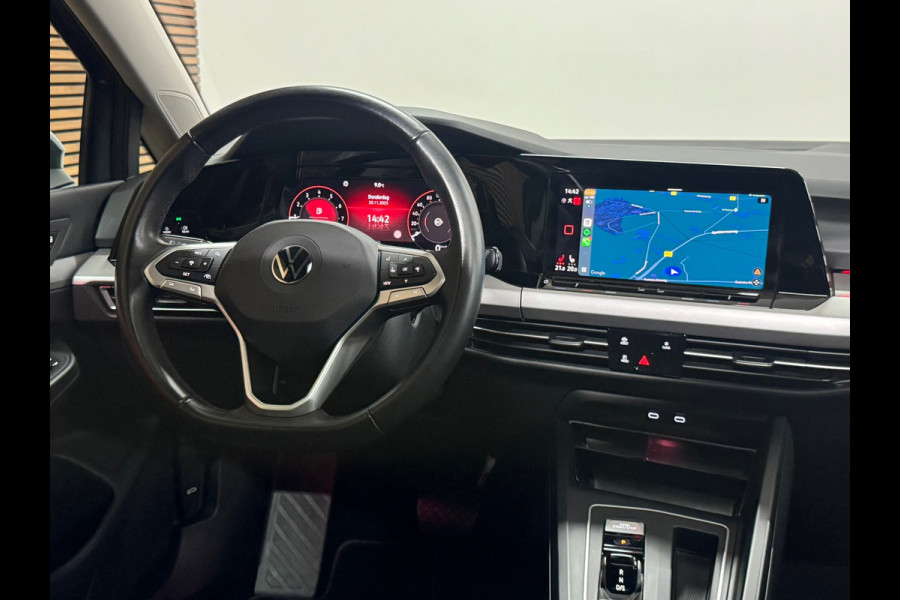 Volkswagen Golf 1.5 eTSI 150pk Style Black Edition | PANO | Camera | Matrix LED | Velours | Ambient | ACC | Carplay | Trekhaak