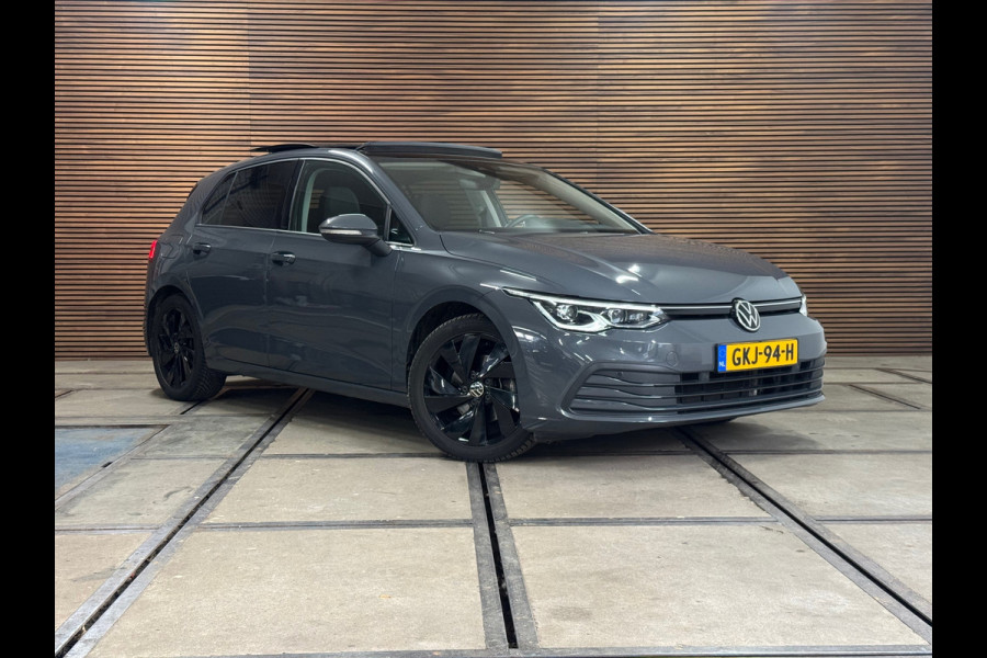 Volkswagen Golf 1.5 eTSI 150pk Style Black Edition | PANO | Camera | Matrix LED | Velours | Ambient | ACC | Carplay | Trekhaak