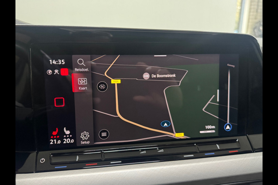 Volkswagen Golf 1.5 eTSI 150pk Style Black Edition | PANO | Camera | Matrix LED | Velours | Ambient | ACC | Carplay | Trekhaak