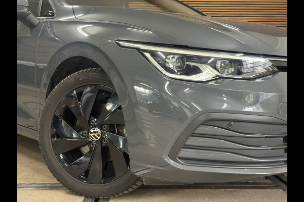Volkswagen Golf 1.5 eTSI 150pk Style Black Edition | PANO | Camera | Matrix LED | Velours | Ambient | ACC | Carplay | Trekhaak