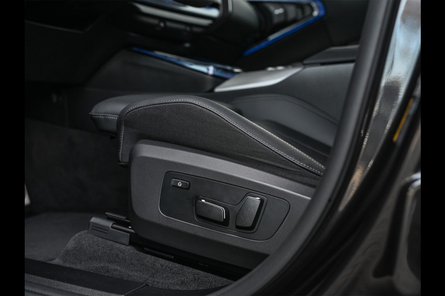 BMW X3 30e XDRIVE | M-SPORT | COMFORT ACCESS | ACTIVE CRUISE | LEDER | STOELVERWARMING | AMBIANCE INTERIEUR | STUURVERWARMING | MEMORY