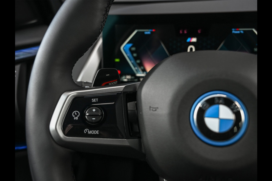 BMW X3 30e XDRIVE | M-SPORT | COMFORT ACCESS | ACTIVE CRUISE | LEDER | STOELVERWARMING | AMBIANCE INTERIEUR | STUURVERWARMING | MEMORY