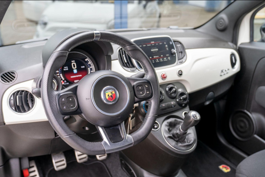 Fiat 500 1.4 T-Jet Abarth 595 70th Anniversary | Prijs rijklaar incl. 12 mnd garantie |17"Lmv Navi Carplay Bluetooth DAB