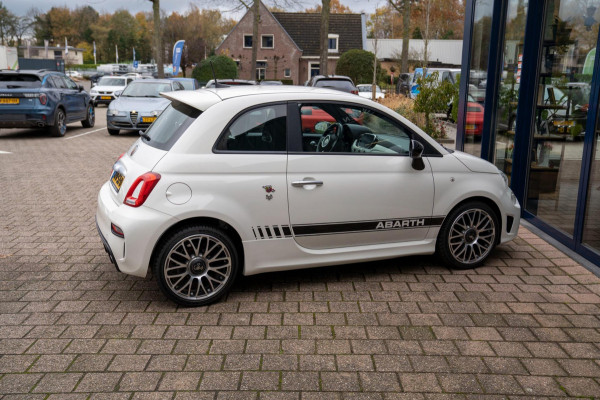 Fiat 500 1.4 T-Jet Abarth 595 70th Anniversary | Prijs rijklaar incl. 12 mnd garantie |17"Lmv Navi Carplay Bluetooth DAB