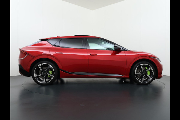 Kia Ev6 GT AWD 77.4 kWh SOH 99% VAN: €41.900,- VOOR: €37.877,- UW EINDEJAARSVOORDEEL: €4.023,- | 585PK!| PANO | KIA GARANTIE T/M 2029 | STOEL/STUUR VERW. | 360 CAMERA| ELEK. ACHTERKLEP| HEAD-UP| MERIDIAN AUDIO|