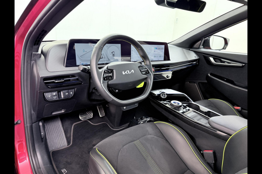 Kia Ev6 GT AWD 77.4 kWh SOH 99% VAN: €41.900,- VOOR: €37.877,- UW EINDEJAARSVOORDEEL: €4.023,- | 585PK!| PANO | KIA GARANTIE T/M 2029 | STOEL/STUUR VERW. | 360 CAMERA| ELEK. ACHTERKLEP| HEAD-UP| MERIDIAN AUDIO|