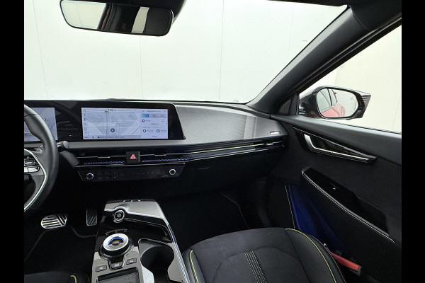 Kia Ev6 GT AWD 77.4 kWh SOH 99% VAN: €41.900,- VOOR: €37.877,- UW EINDEJAARSVOORDEEL: €4.023,- | 585PK!| PANO | KIA GARANTIE T/M 2029 | STOEL/STUUR VERW. | 360 CAMERA| ELEK. ACHTERKLEP| HEAD-UP| MERIDIAN AUDIO|