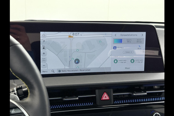 Kia Ev6 GT AWD 77.4 kWh SOH 99% VAN: €41.900,- VOOR: €37.877,- UW EINDEJAARSVOORDEEL: €4.023,- | 585PK!| PANO | KIA GARANTIE T/M 2029 | STOEL/STUUR VERW. | 360 CAMERA| ELEK. ACHTERKLEP| HEAD-UP| MERIDIAN AUDIO|