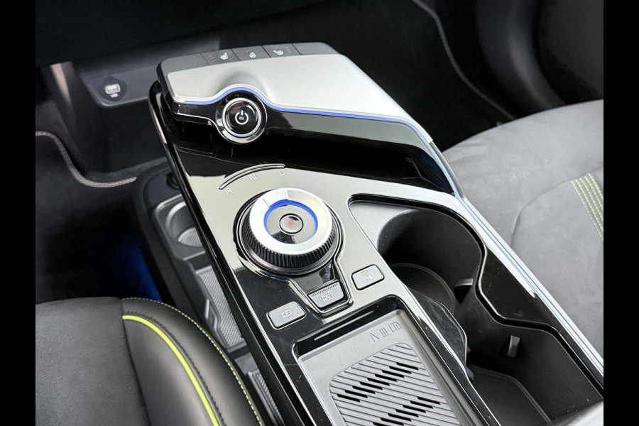 Kia Ev6 GT AWD 77.4 kWh SOH 99% VAN: €41.900,- VOOR: €37.877,- UW EINDEJAARSVOORDEEL: €4.023,- | 585PK!| PANO | KIA GARANTIE T/M 2029 | STOEL/STUUR VERW. | 360 CAMERA| ELEK. ACHTERKLEP| HEAD-UP| MERIDIAN AUDIO|