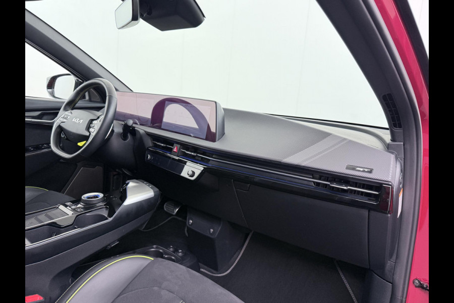 Kia Ev6 GT AWD 77.4 kWh SOH 99% VAN: €41.900,- VOOR: €37.877,- UW EINDEJAARSVOORDEEL: €4.023,- | 585PK!| PANO | KIA GARANTIE T/M 2029 | STOEL/STUUR VERW. | 360 CAMERA| ELEK. ACHTERKLEP| HEAD-UP| MERIDIAN AUDIO|