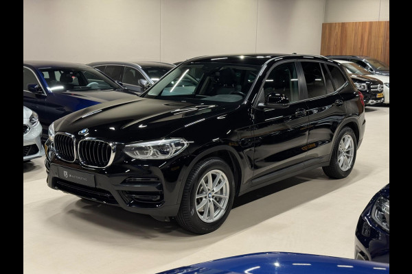 BMW X3 30e X-Drive, Pano, Apple Carplay, Voll Led, Clima, Navi, Multistuur, Camera, PDC, Cruise, Volledig Onderhoud