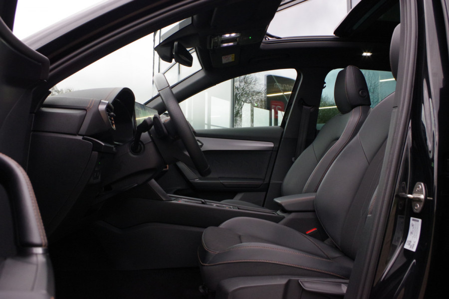 CUPRA Formentor 1.4 e-Hybrid 204 PK Business PHEV, Panoramadak, Groot-Navigatie, Adap. Cruise Control