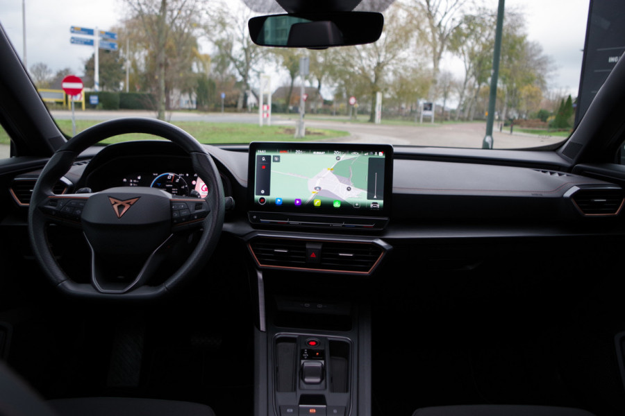 CUPRA Formentor 1.4 e-Hybrid 204 PK Business PHEV, Panoramadak, Groot-Navigatie, Adap. Cruise Control