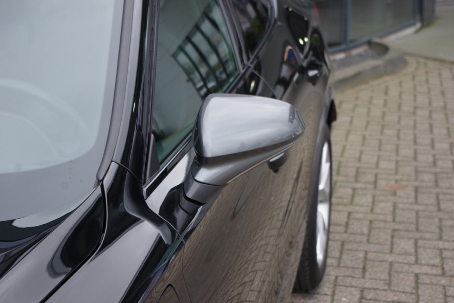 CUPRA Formentor 1.4 e-Hybrid 204 PK Business PHEV, Panoramadak, Groot-Navigatie, Adap. Cruise Control