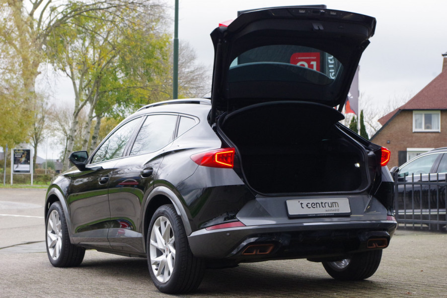 CUPRA Formentor 1.4 e-Hybrid 204 PK Business PHEV, Panoramadak, Groot-Navigatie, Adap. Cruise Control